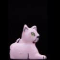 Chat blanc assis en sphinx en céramique 